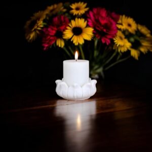 White Marble Lotus Flower Uril